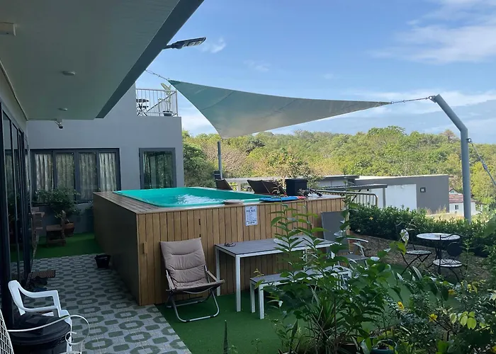 Seaview Eagles Nest Apartments